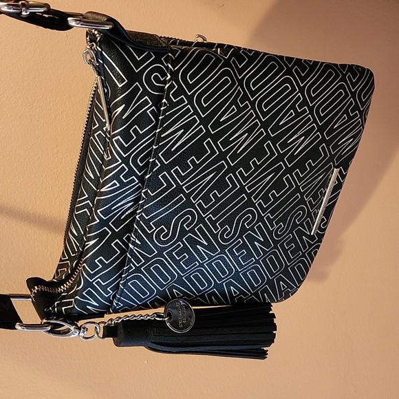 Steve Madden Crossbody Bag - Picture 2 of 12